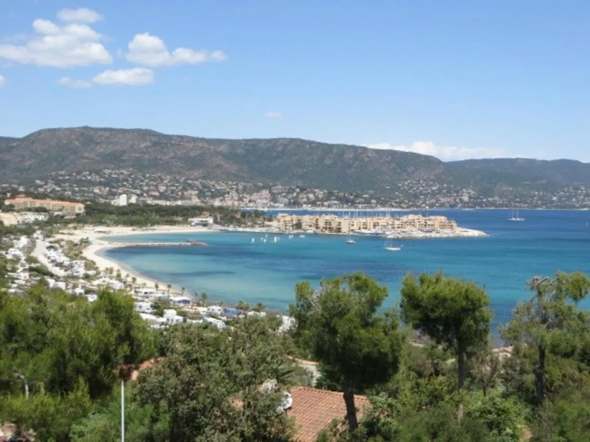 Appartement T2 Climatise Avec Loggia A La Faviere, Proche Plages Et Commerces, Parking Inclus - Fr-1-610-2 Bormes-les-Mimosas Apartamento